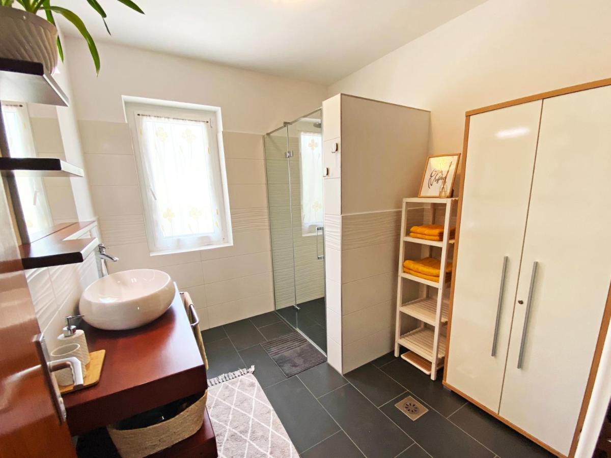 Apartma Jancic Appartement Dobrovo Buitenkant foto